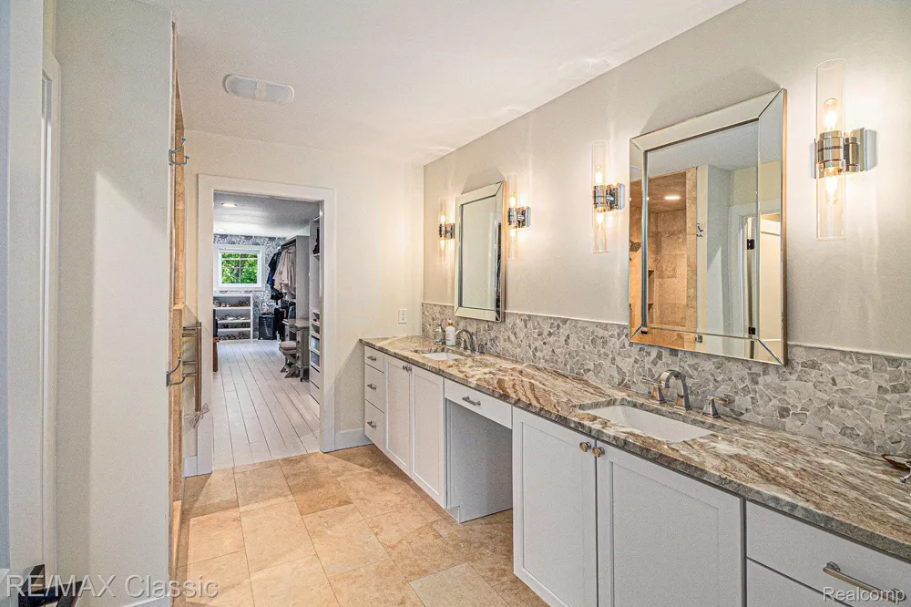 7888 N Territorial Webster Township, MI 48130
