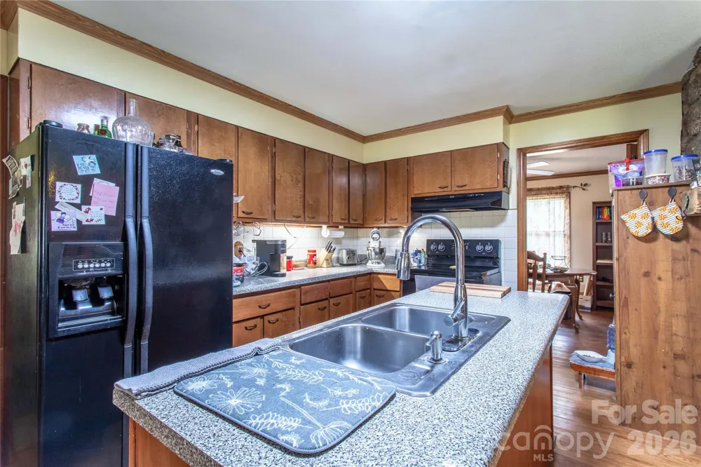 7835 US 23 Highway Mars Hill, NC 28754
