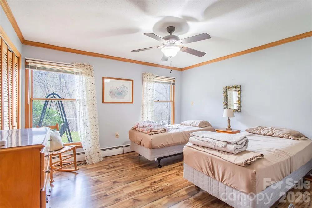 7835 US 23 Highway Mars Hill, NC 28754