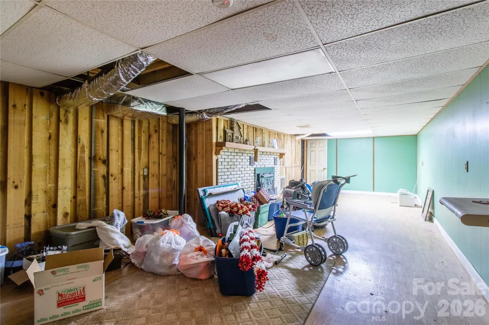 7835 US 23 Highway Mars Hill, NC 28754