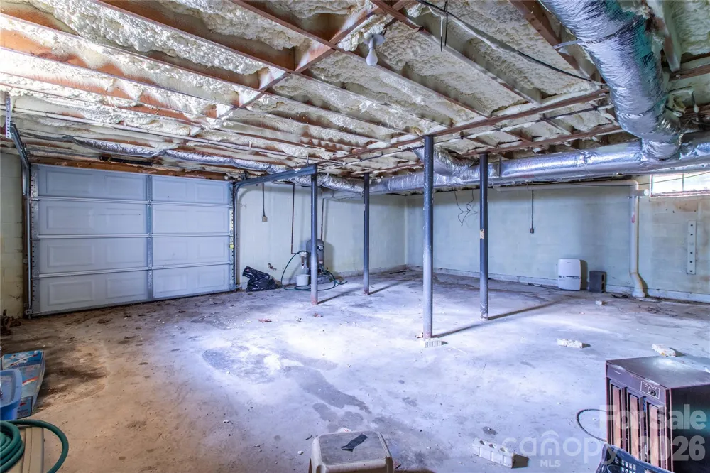 7835 US 23 Highway Mars Hill, NC 28754