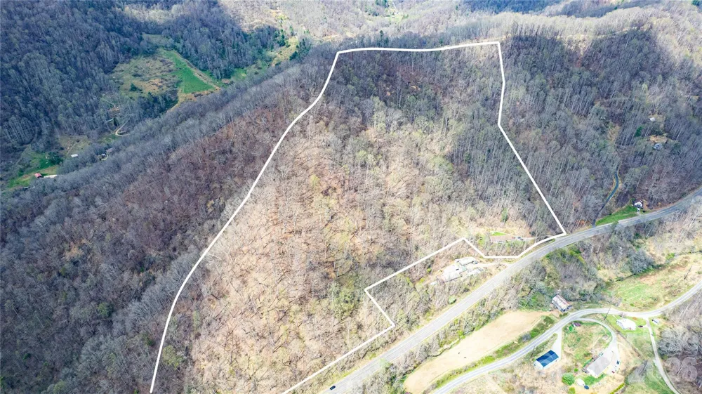 7835 US 23 Highway Mars Hill, NC 28754