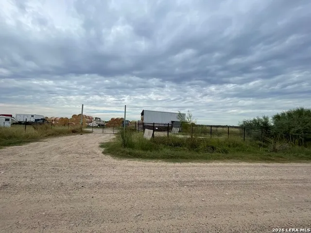 1085 MOSES RD Quemado, TX 78877