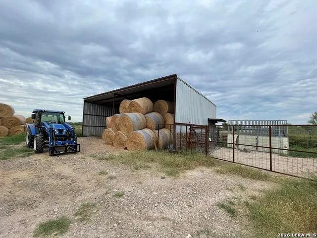 1085 MOSES RD Quemado, TX 78877