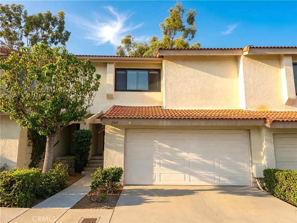 2303 W Millstream Drive #104 Fullerton, CA 92833