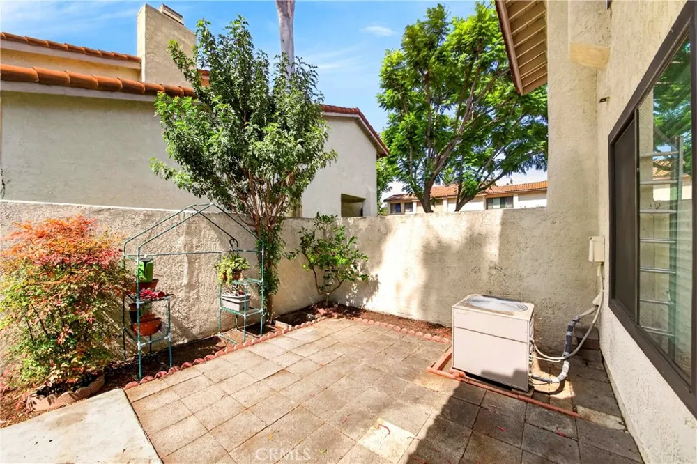 2303 W Millstream Drive #104 Fullerton, CA 92833