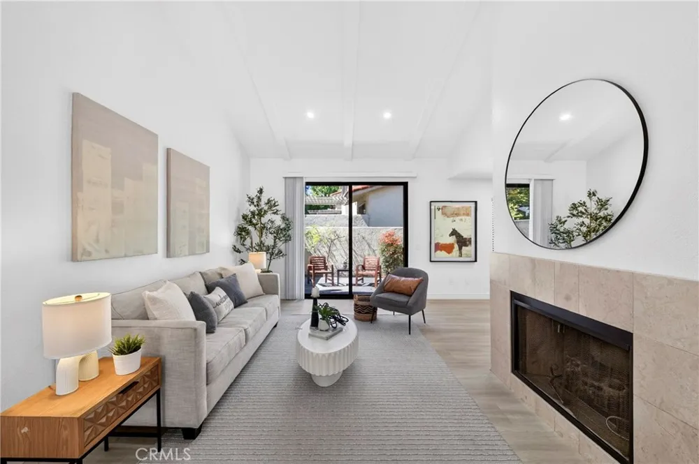 2303 W Millstream Drive #104 Fullerton, CA 92833