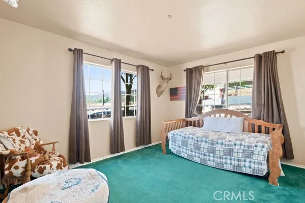 9722 Hierba Agua Dulce, CA 91390