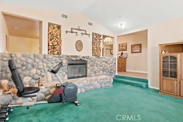 9722 Hierba Agua Dulce, CA 91390