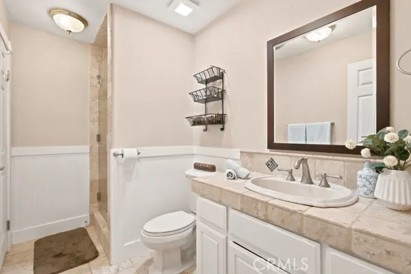 9722 Hierba Agua Dulce, CA 91390