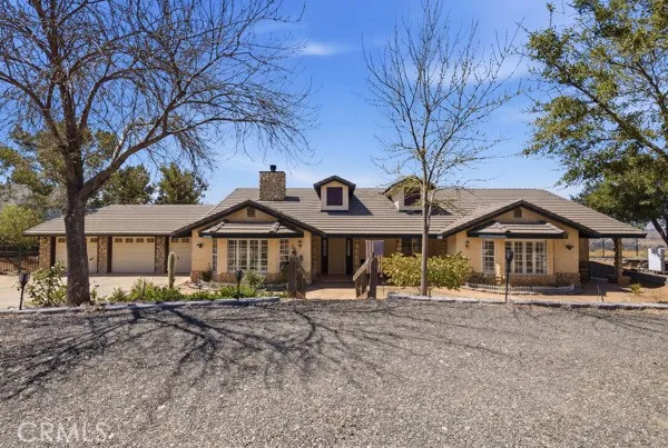 9722 Hierba Agua Dulce, CA 91390