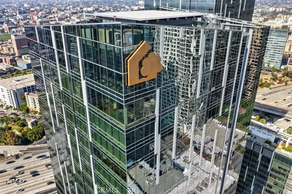 877 Francisco Street #3102 Los Angeles, CA 90017
