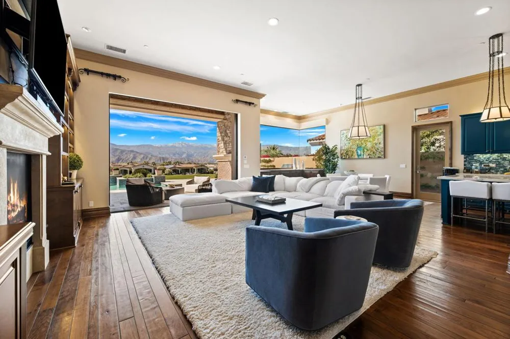75741 Via Stia Indian Wells, CA 92210