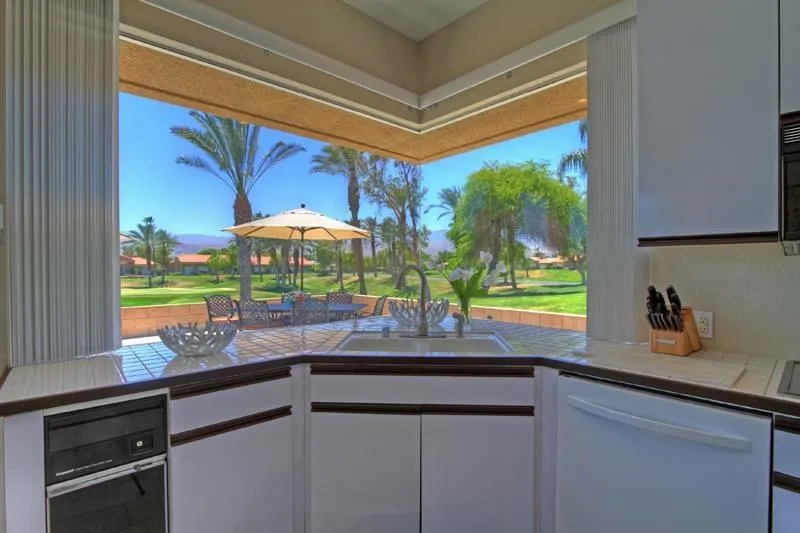 65 La Costa Drive Rancho Mirage, CA 92270