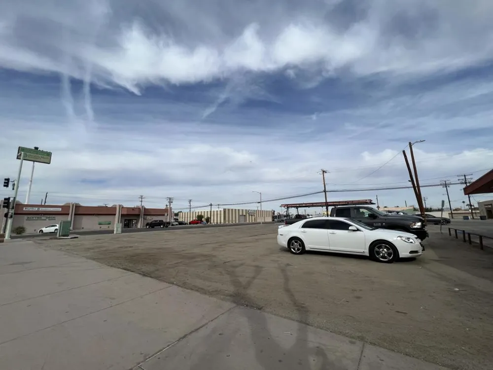 Hobsonway Blythe, CA 92225