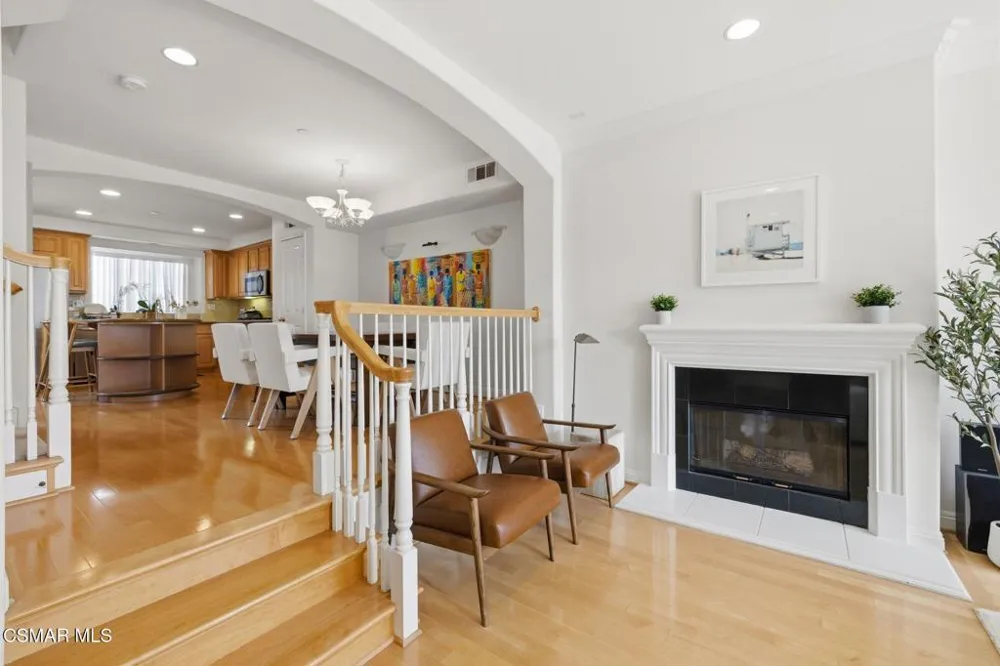 4106 W Kling Street Burbank, CA 91505