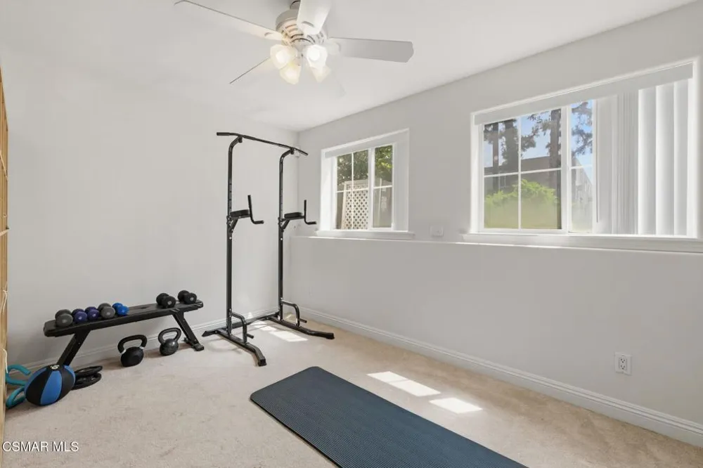 4106 W Kling Street Burbank, CA 91505