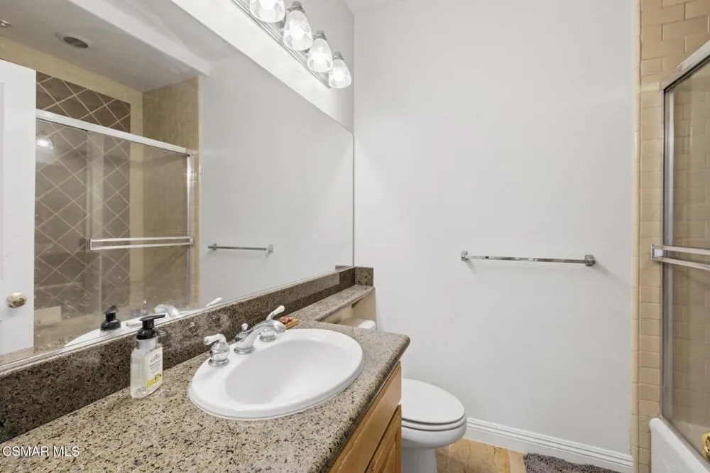 4106 W Kling Street Burbank, CA 91505