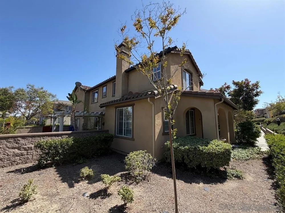 2297 treetop lane Chula Vista, CA 91915