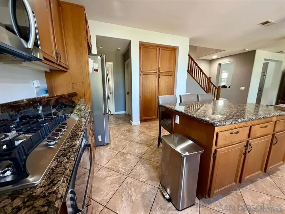 2297 treetop lane Chula Vista, CA 91915