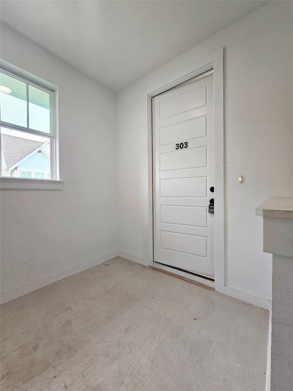 206 S Village Way #203 Lewisville, TX 75057