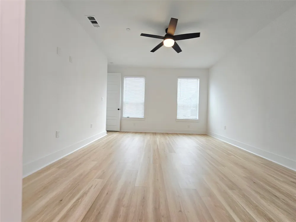206 S Village Way #203 Lewisville, TX 75057