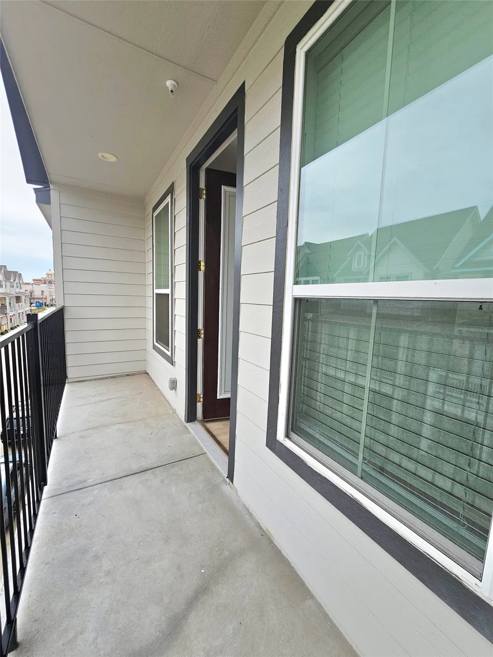 206 S Village Way #203 Lewisville, TX 75057