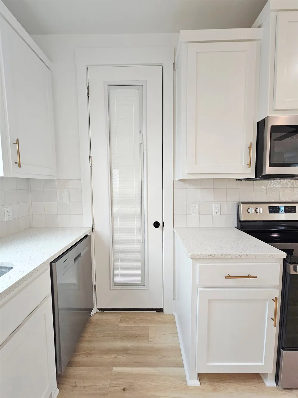 206 S Village Way #203 Lewisville, TX 75057
