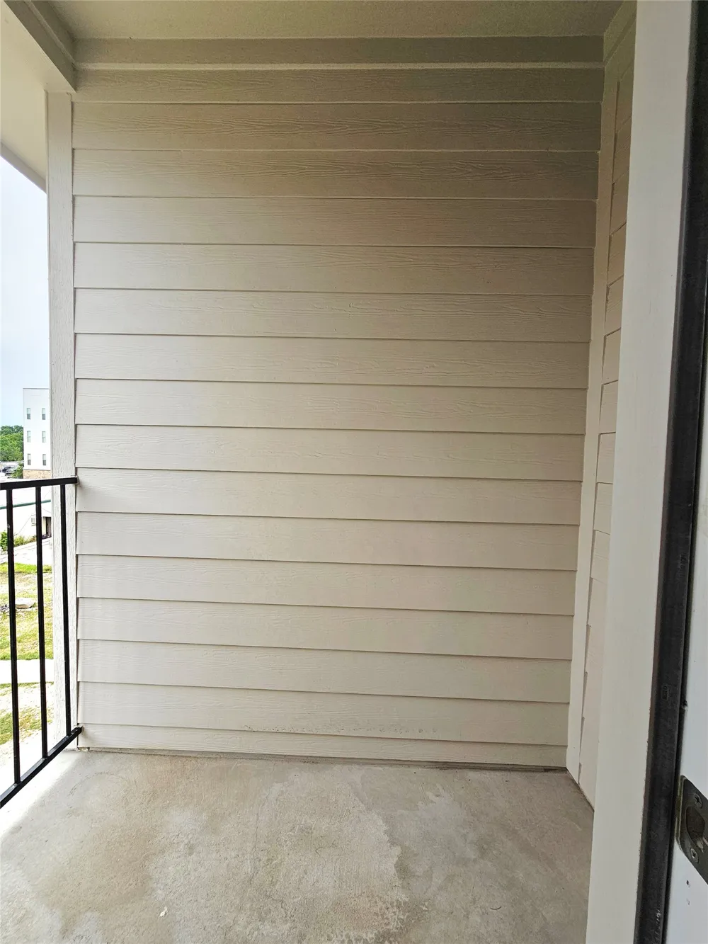 206 S Village Way #203 Lewisville, TX 75057