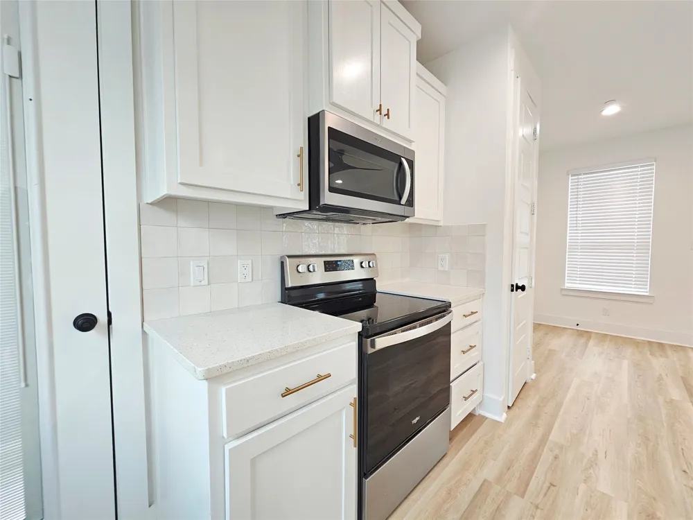 206 S Village Way #203 Lewisville, TX 75057