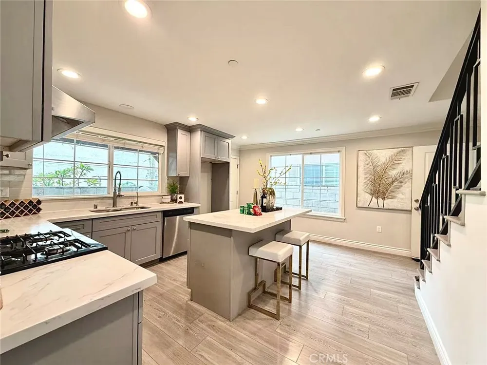 3730 Puente Baldwin Park, CA 91706