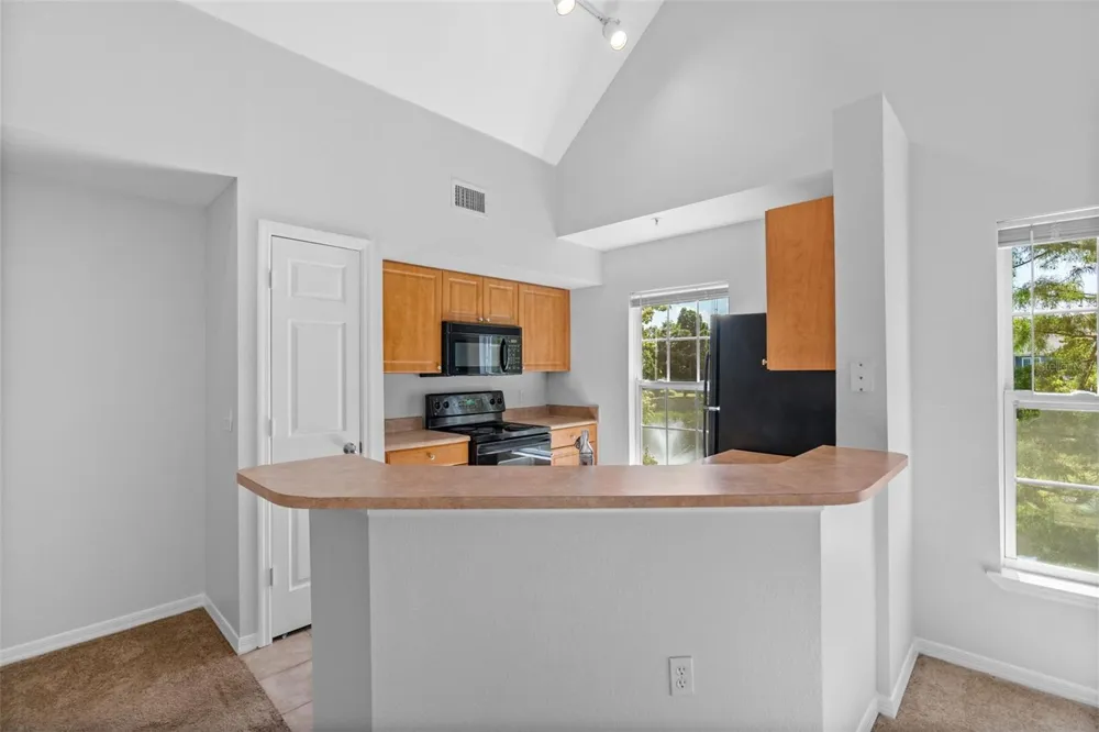 5611 BIDWELL PARKWAY #204 Sarasota, FL 34233