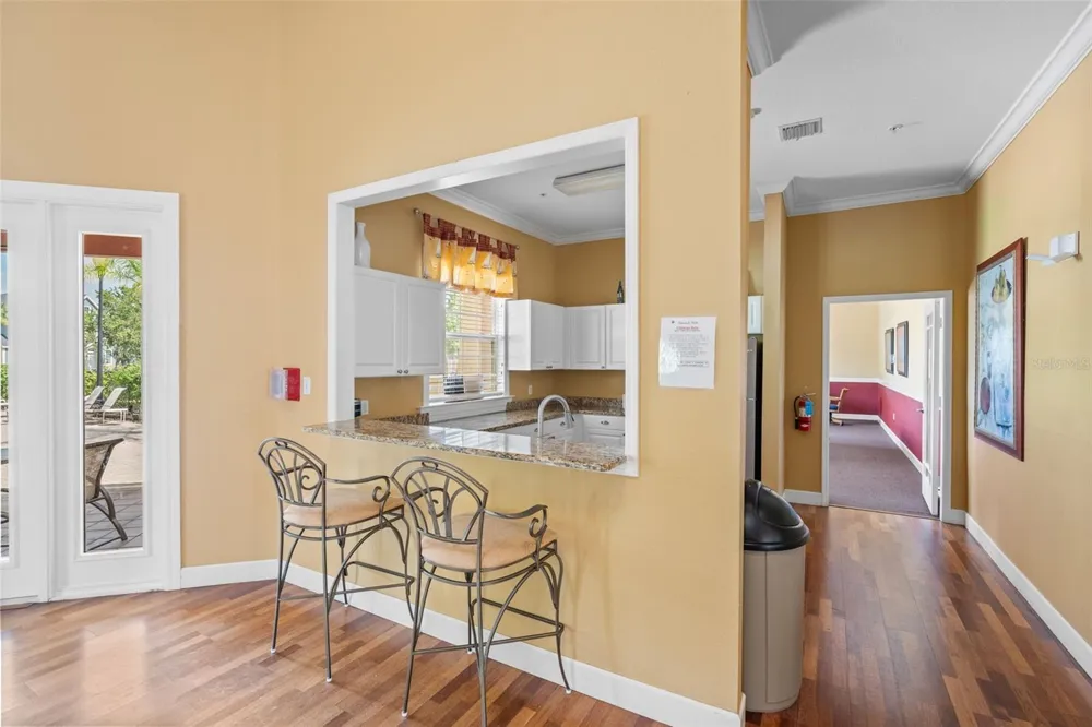 5611 BIDWELL PARKWAY #204 Sarasota, FL 34233