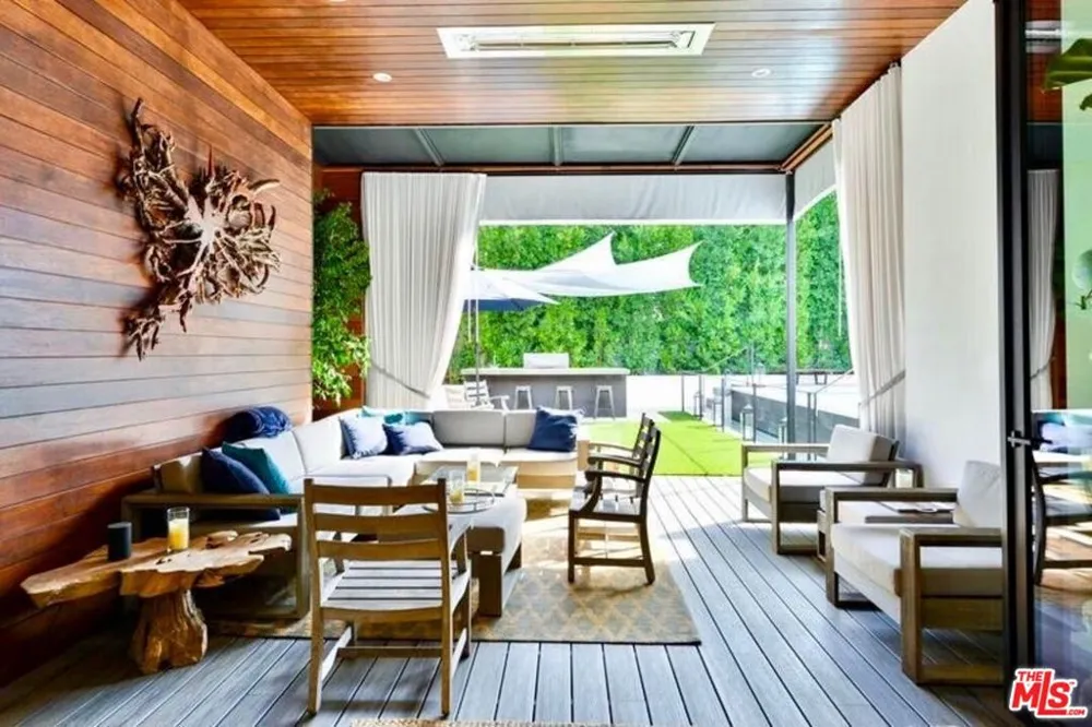 13020 Greenleaf Street Studio City, CA 91604