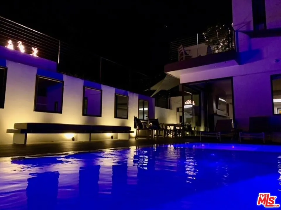 13020 Greenleaf Street Studio City, CA 91604