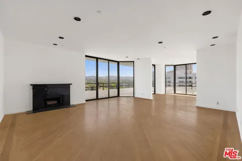 10601 Wilshire Boulevard #1601