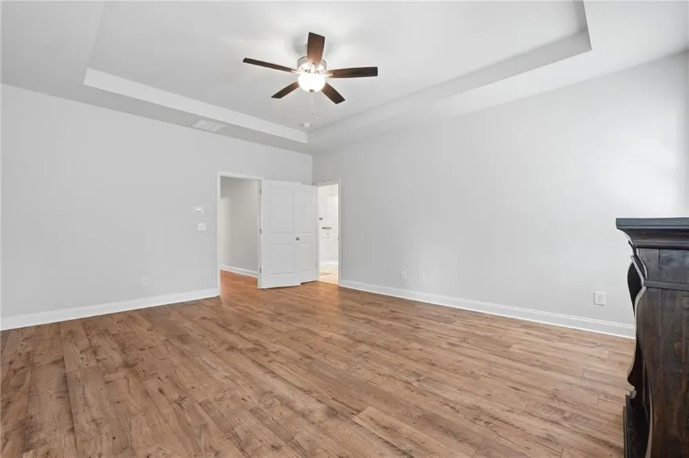 5115 Hillington Way Sugar Hill, GA 30518