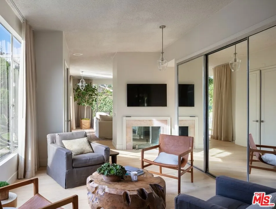 510 Stonewood Drive Beverly Hills, CA 90210