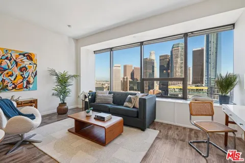 1100 Wilshire Boulevard #2209