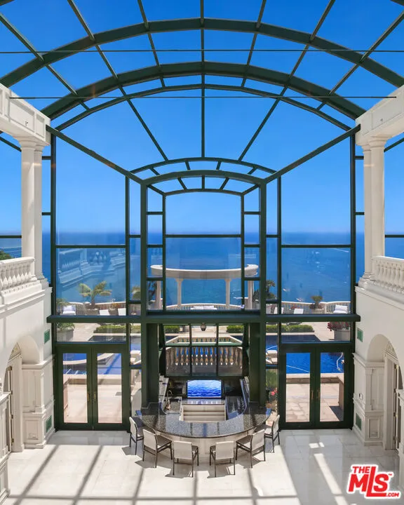 28824 Cliffside Drive Malibu, CA 90265