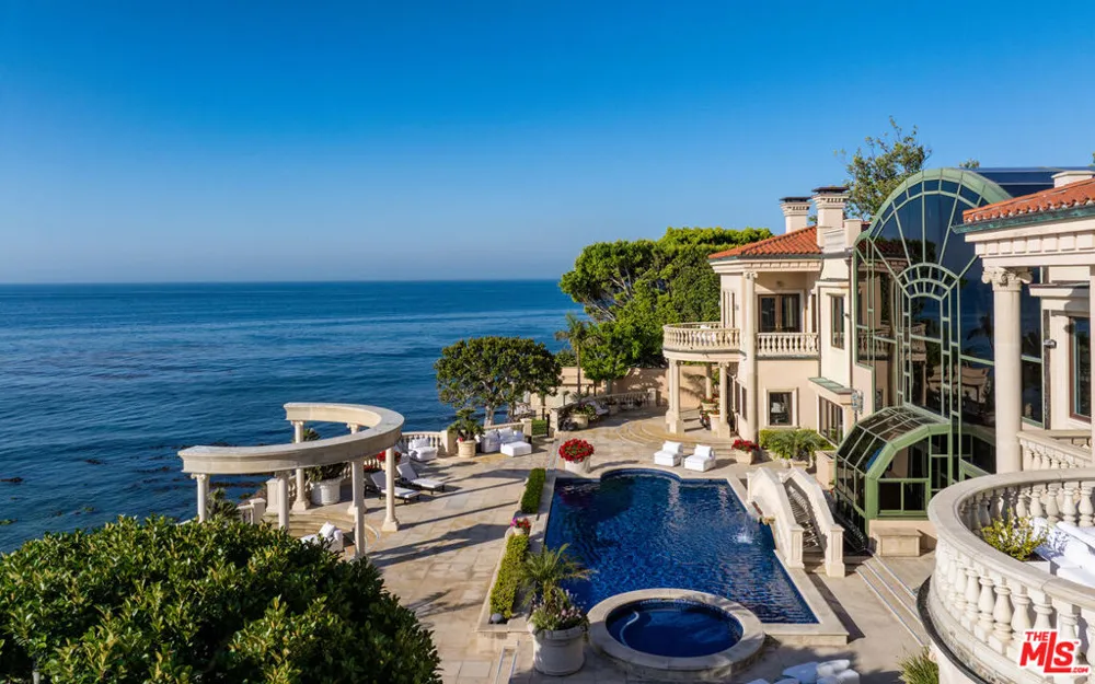 28824 Cliffside Drive Malibu, CA 90265