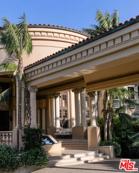 28824 Cliffside Drive Malibu, CA 90265