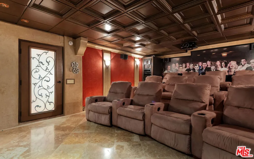 28824 Cliffside Drive Malibu, CA 90265