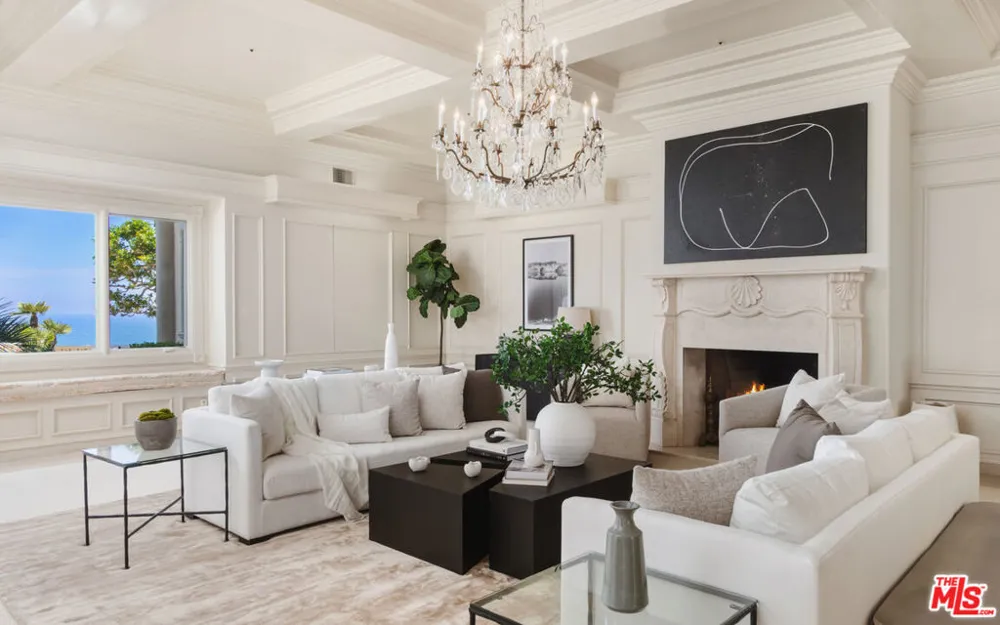28824 Cliffside Drive Malibu, CA 90265