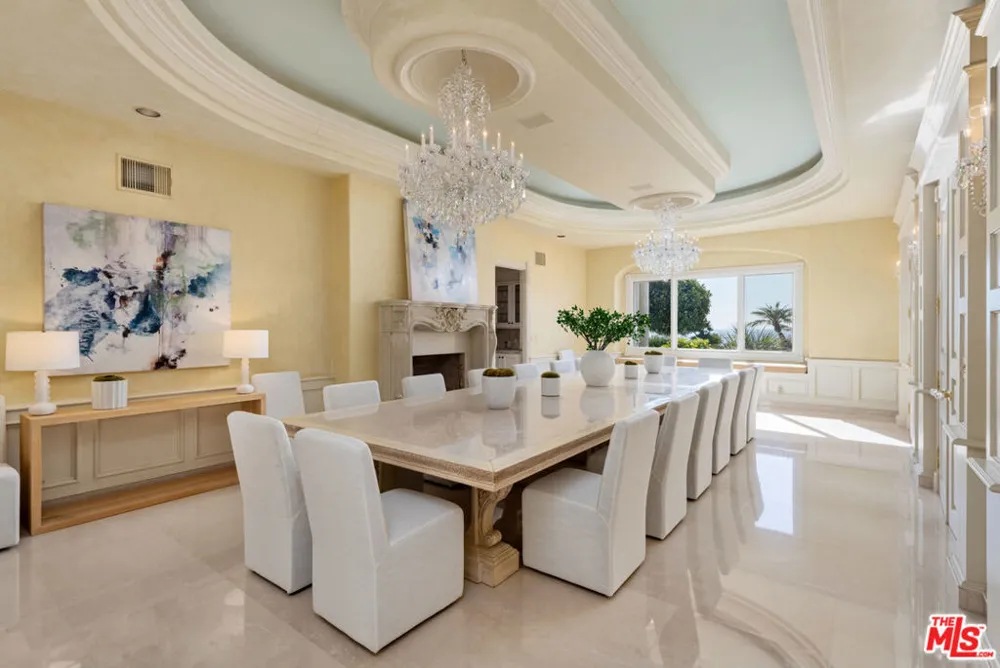 28824 Cliffside Drive Malibu, CA 90265