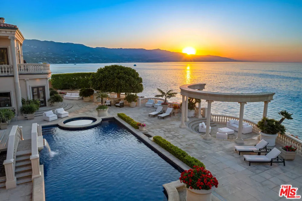 28824 Cliffside Drive Malibu, CA 90265
