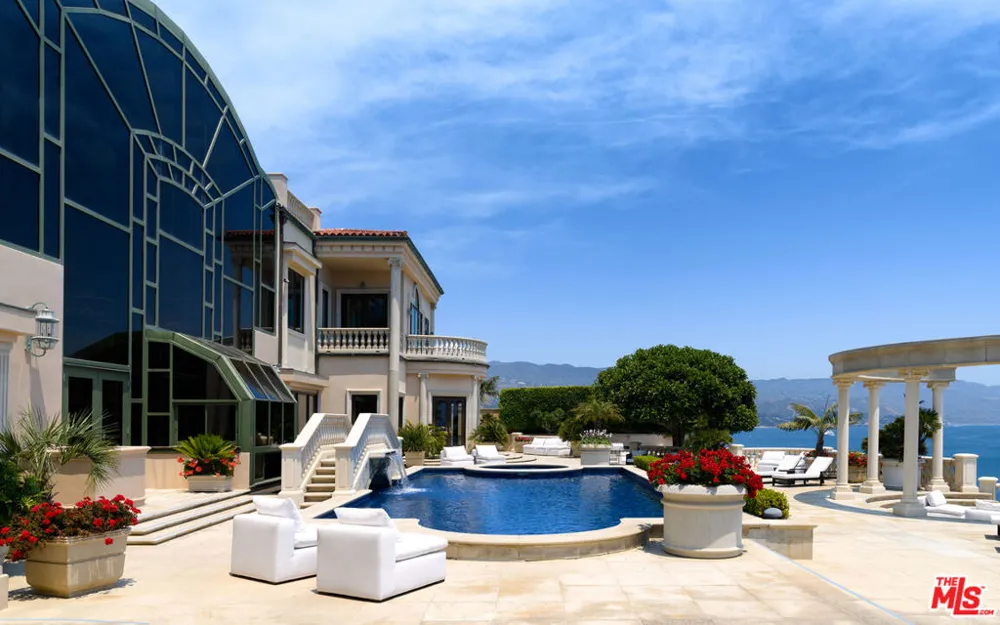 28824 Cliffside Drive Malibu, CA 90265