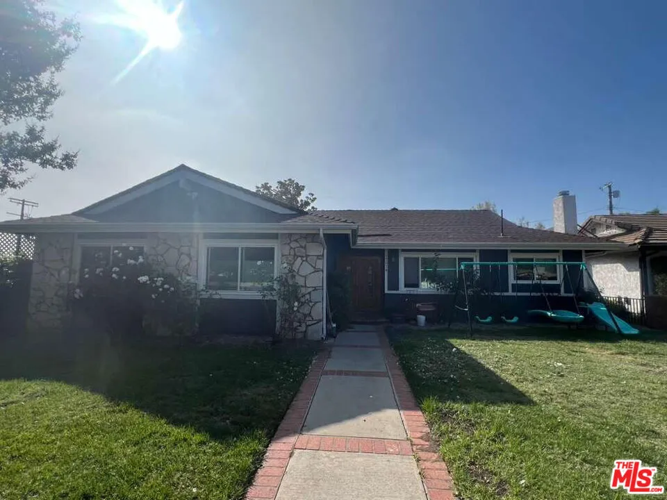 17014 Rinaldi Street Granada Hills, CA 91344