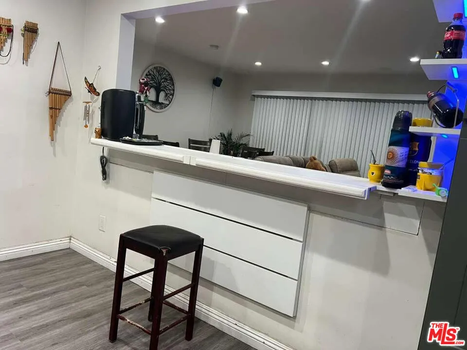 17014 Rinaldi Street Granada Hills, CA 91344