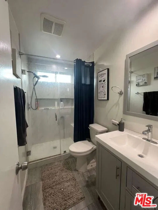 17014 Rinaldi Street Granada Hills, CA 91344